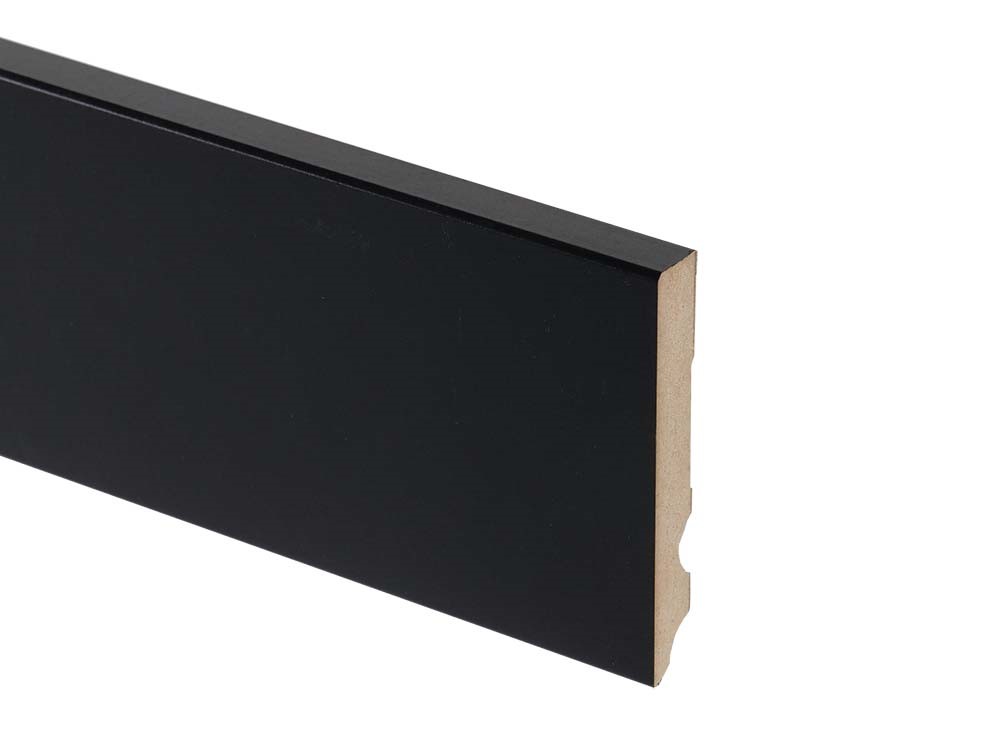 Black MDF floor skirting suitable for both laminate flooring and veneered three-layer parquet.