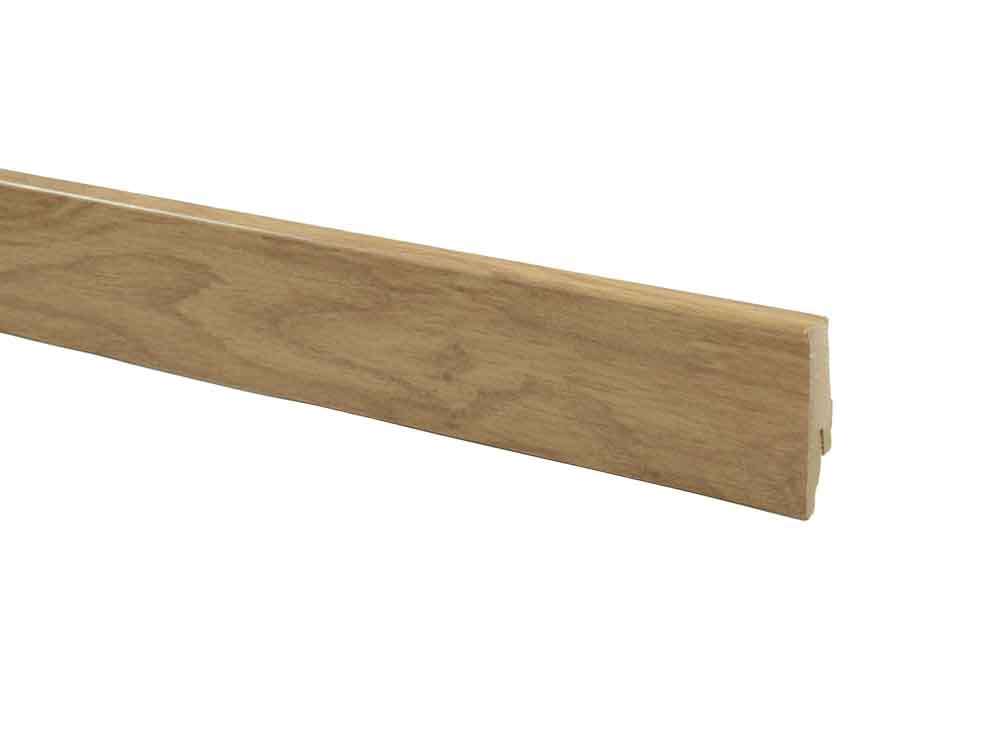 Detailed close-up of Z081 Skirting Board K58C, highlighting its texture and design.
