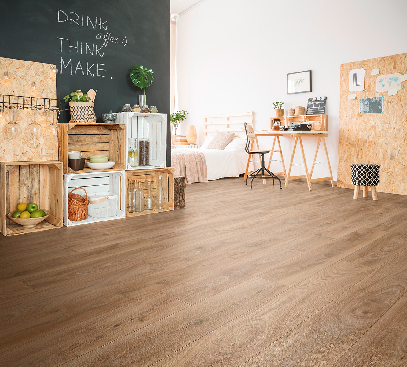 Organic Classic Historic Oak laminate in a spacious interior – elegant oak floor uniting cozy zones in an open layout