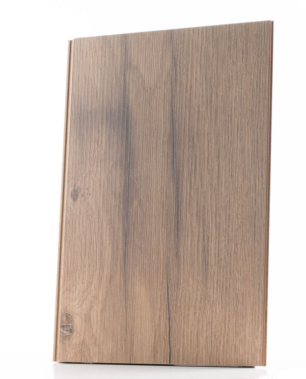 Single sample of K224 Wild West Oak MO.RE!, exhibiting rustic beauty with deep brown tones and distinctive grain patterns.